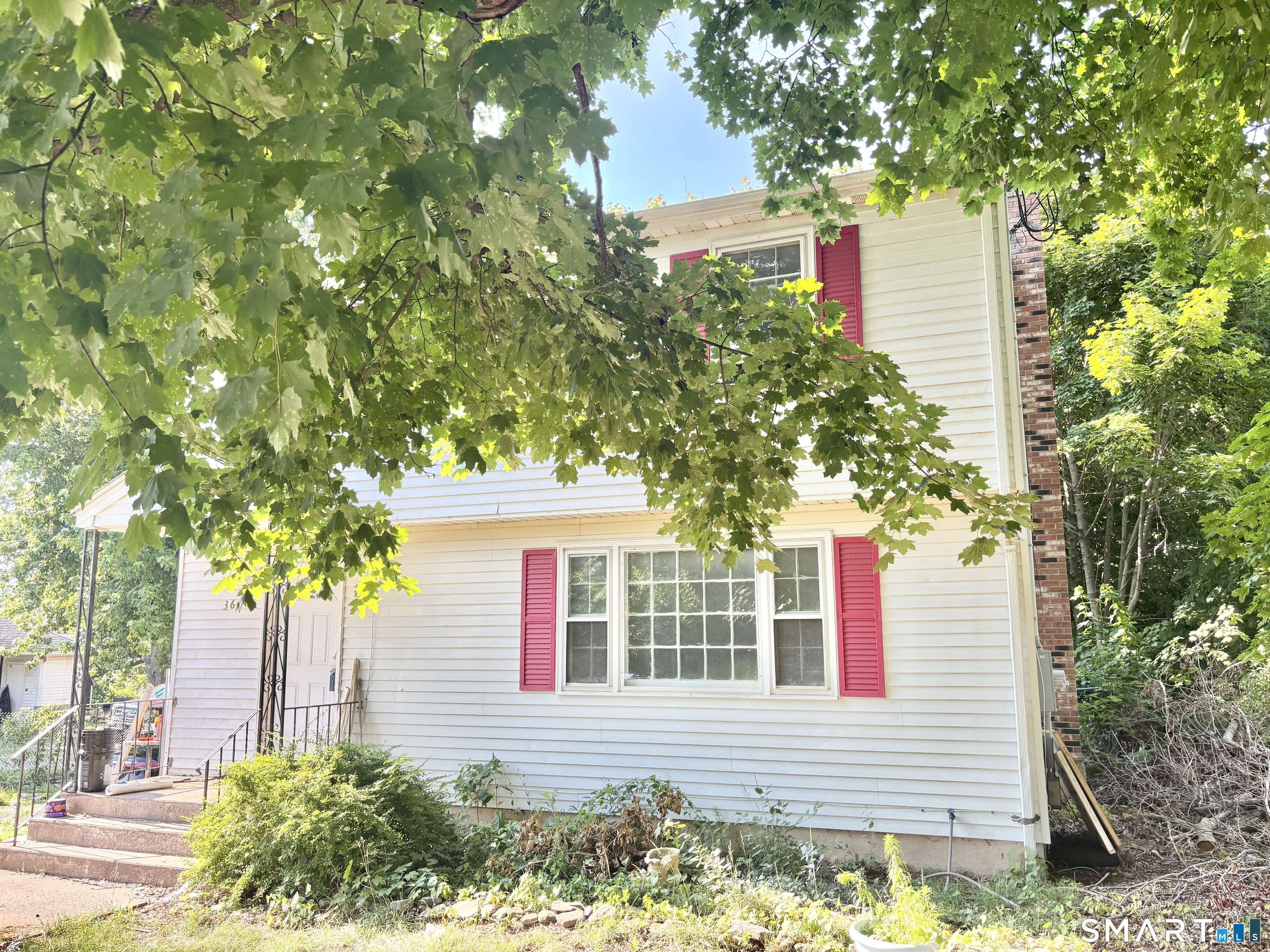 369 Bidwell Street Manchester CT 06040