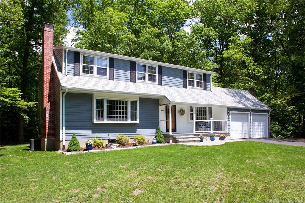8 Briarwood Drive Simsbury CT 06070