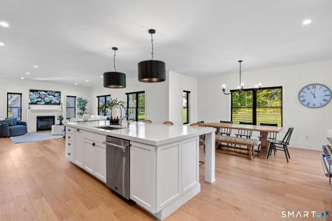37 Luca Lane Wethersfield CT 06109