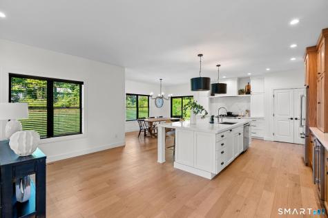 37 Luca Lane Wethersfield CT 06109