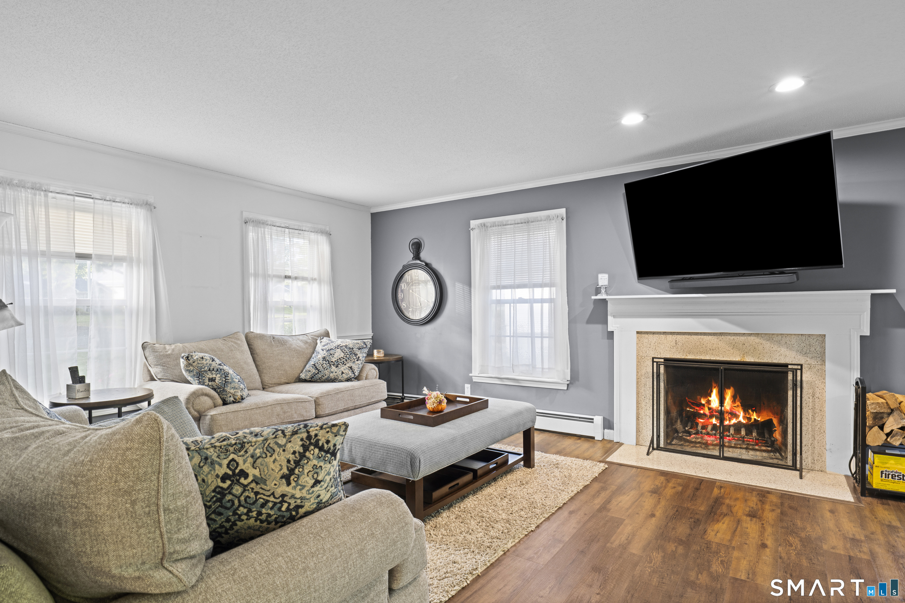 25 Devine Road Suffield CT 06078