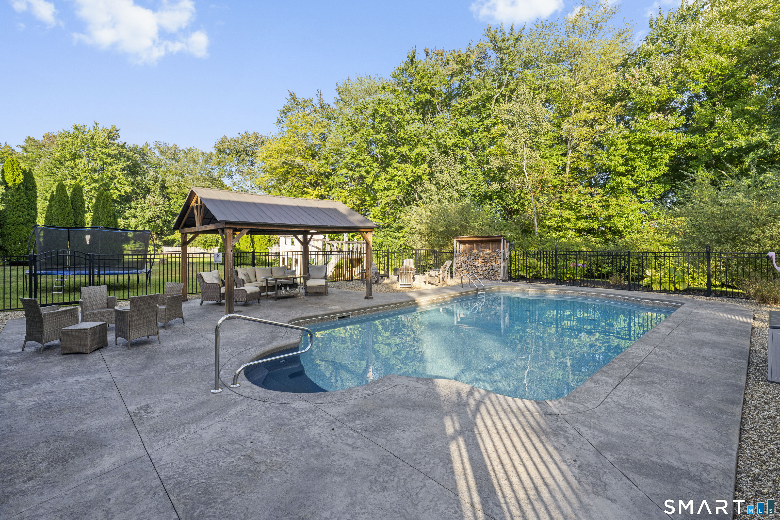25 Devine Road Suffield CT 06078