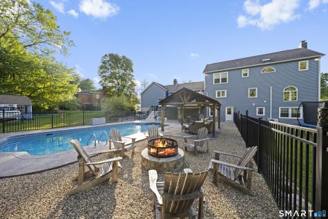 25 Devine Road Suffield CT 06078