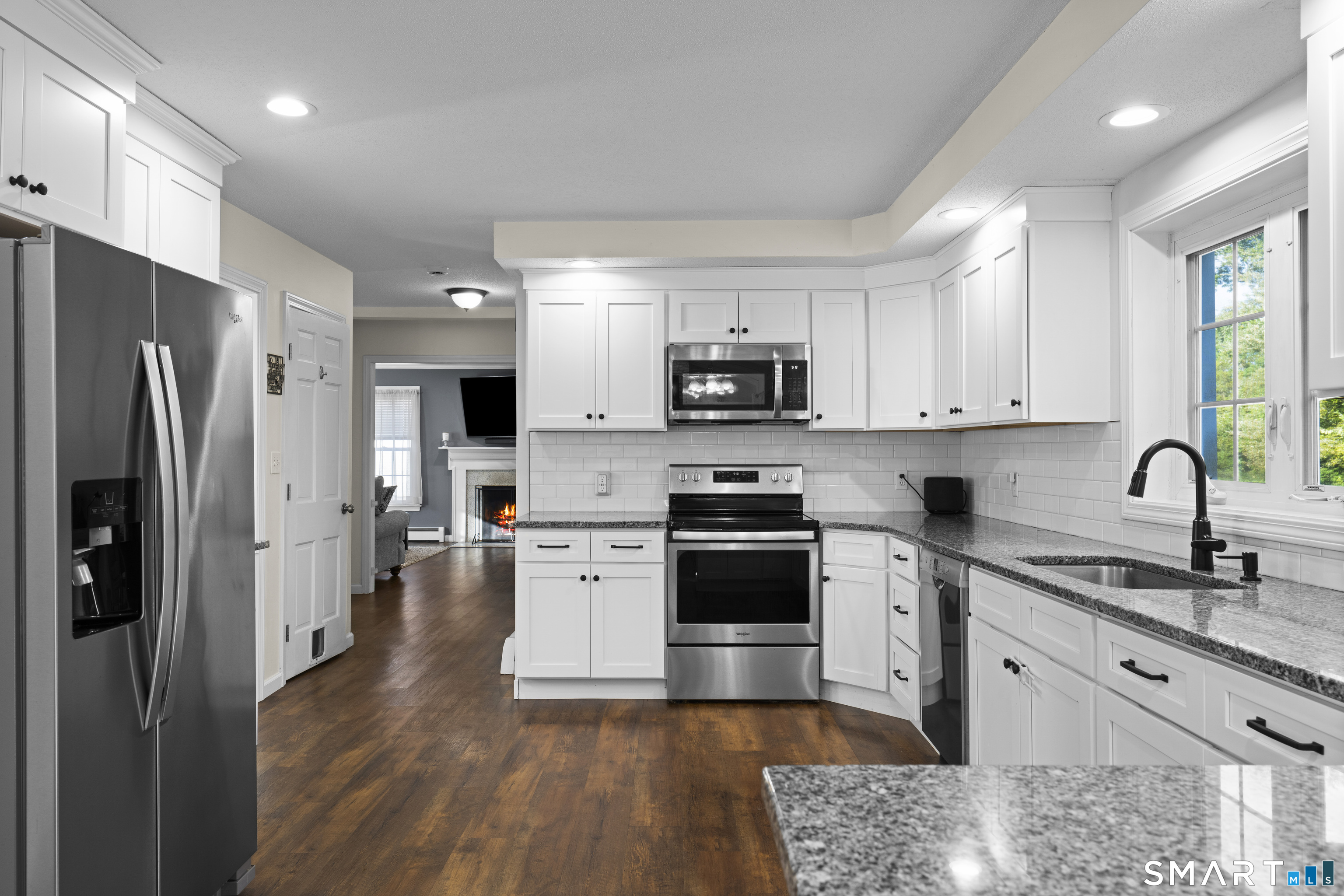 25 Devine Road Suffield CT 06078