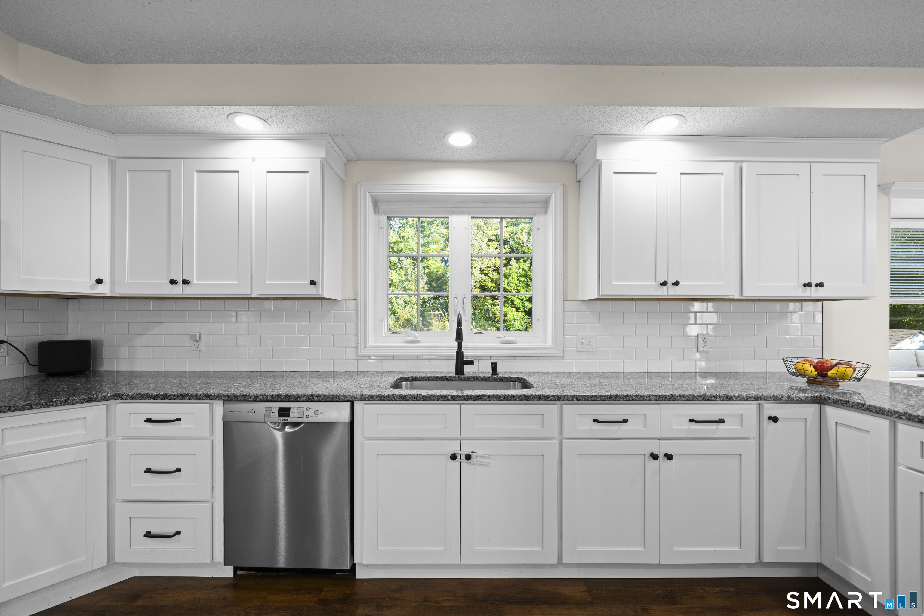 25 Devine Road Suffield CT 06078