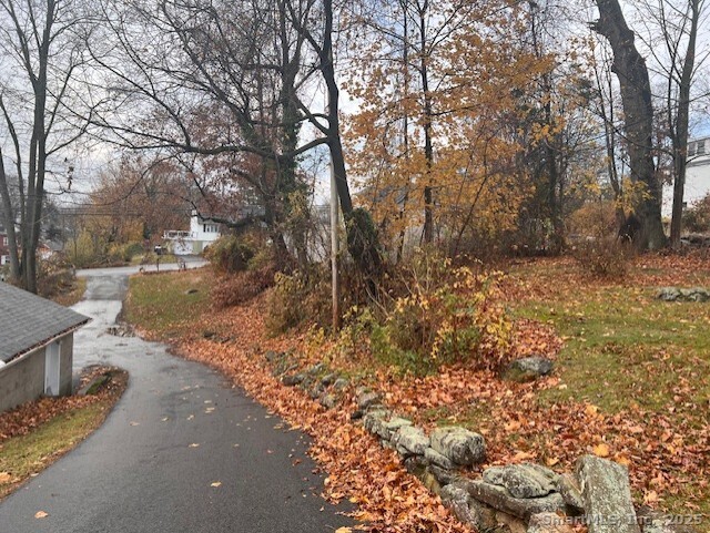 936 Chopsey Hill Road Bridgeport CT 06606