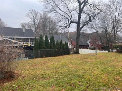 936 Chopsey Hill Road Bridgeport CT 06606