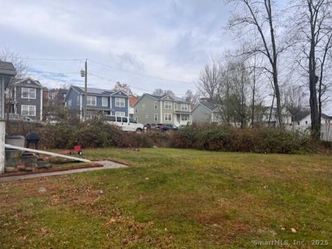 936 Chopsey Hill Road Bridgeport CT 06606