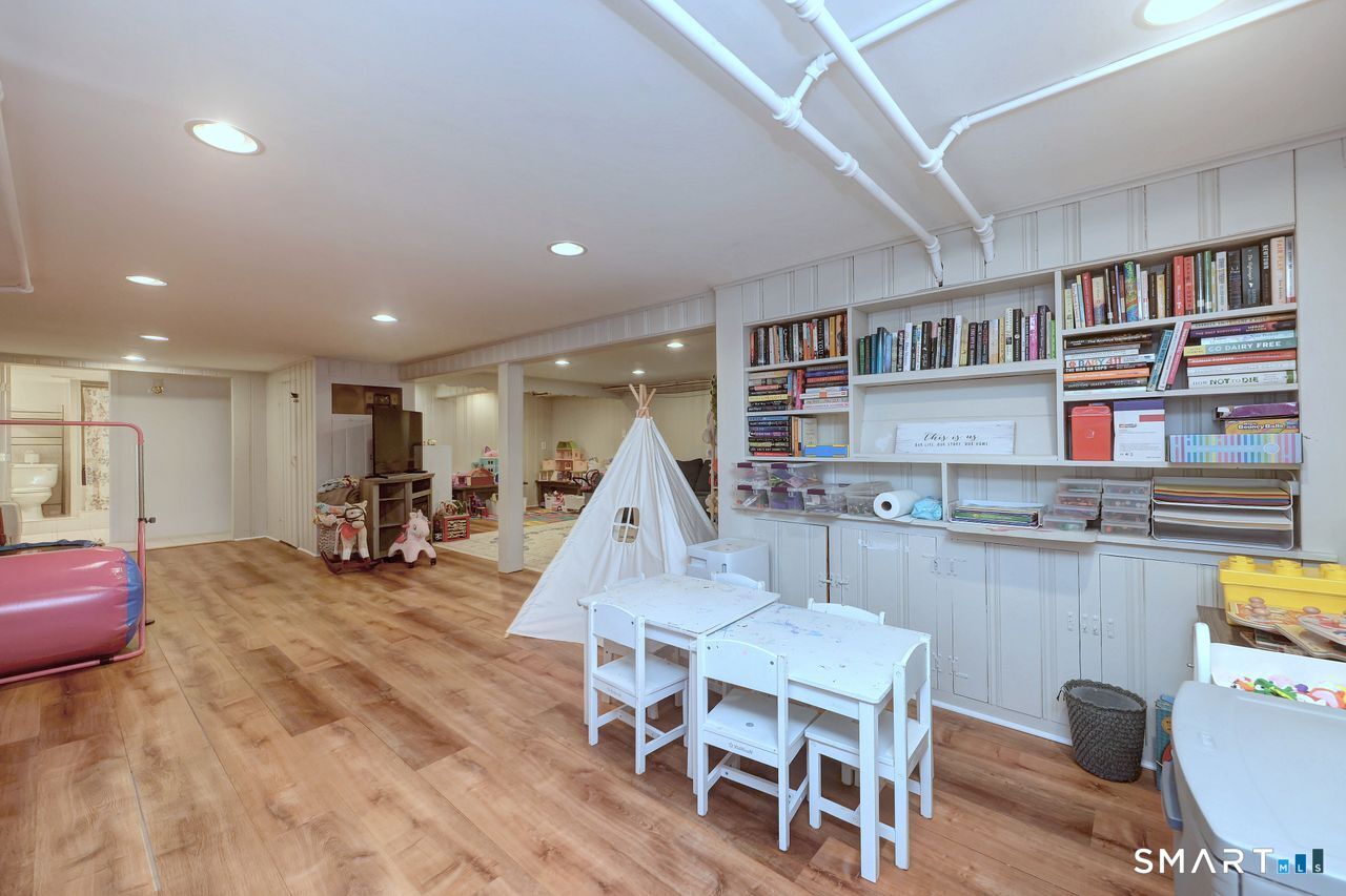 343 Smith Farm Road Orange CT 06477