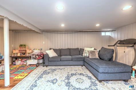 343 Smith Farm Road Orange CT 06477