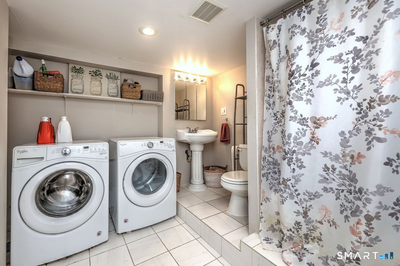 343 Smith Farm Road Orange CT 06477