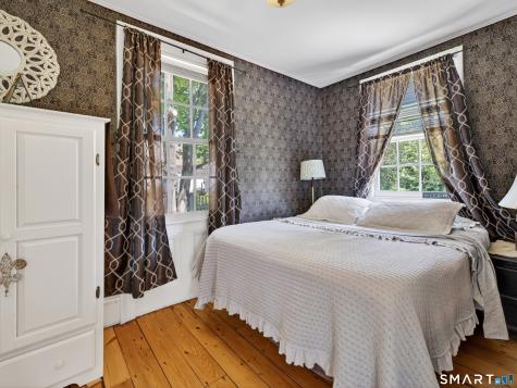 26 Pearl Street Groton CT 06355
