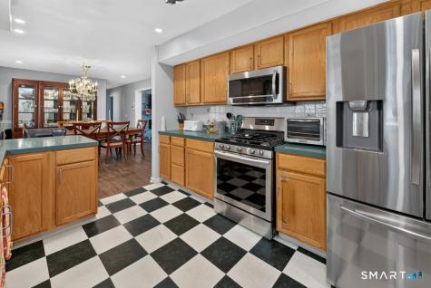 25 Jefferson Street Manchester CT 06042