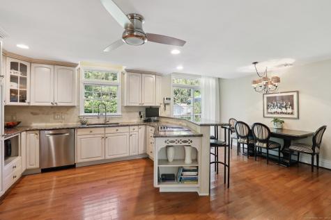 172 Mimosa Circle Ridgefield CT 06877