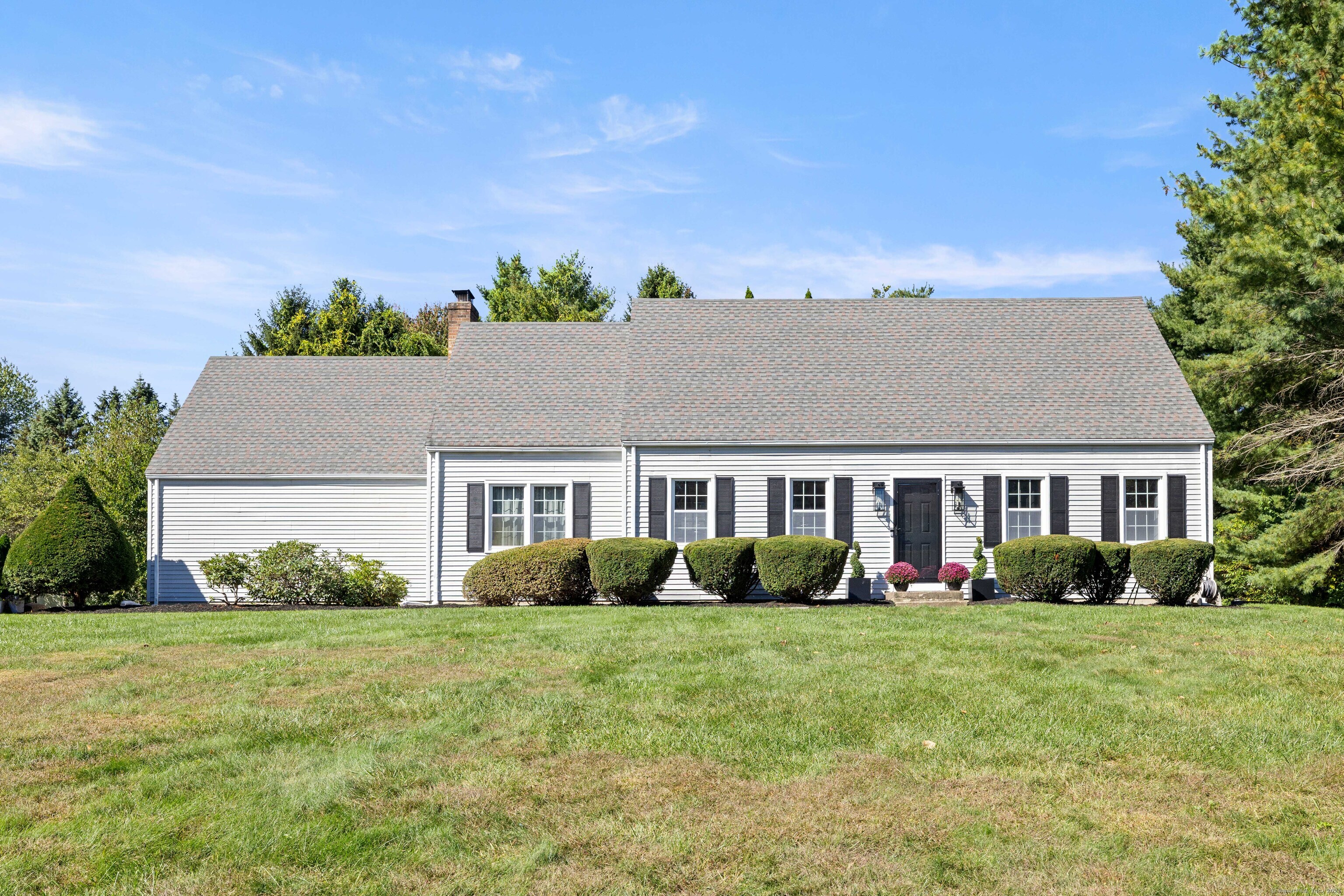 9 Meadowlark Drive Windsor CT 06095