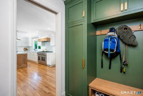 18 Phillips Lane Darien CT 06820