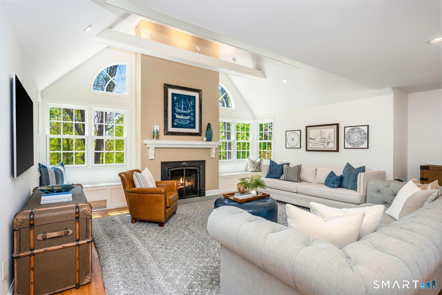 18 Phillips Lane Darien CT 06820