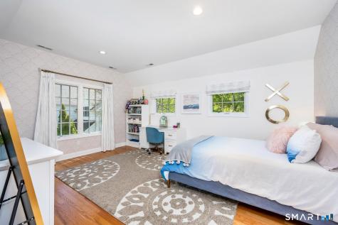 18 Phillips Lane Darien CT 06820