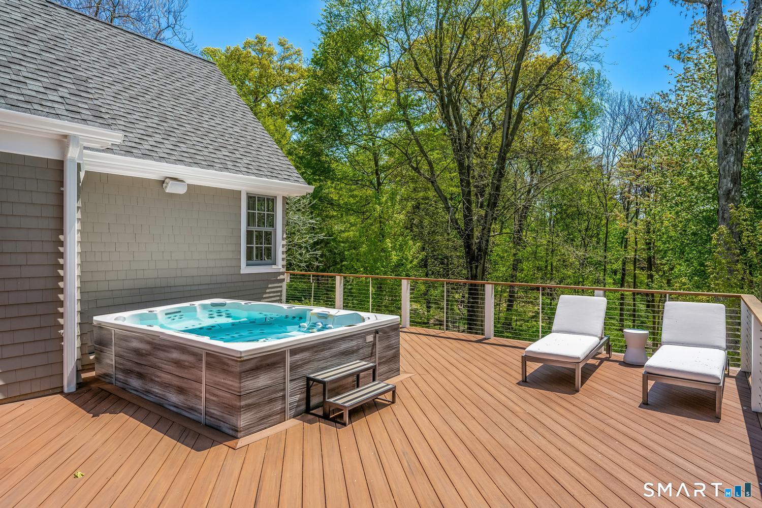 18 Phillips Lane Darien CT 06820