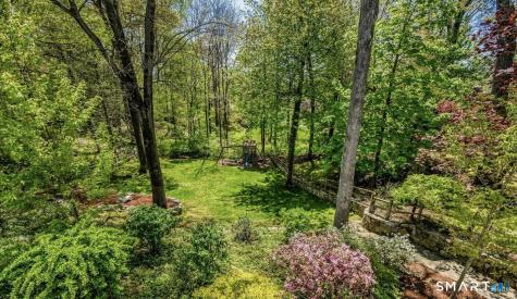 18 Phillips Lane Darien CT 06820