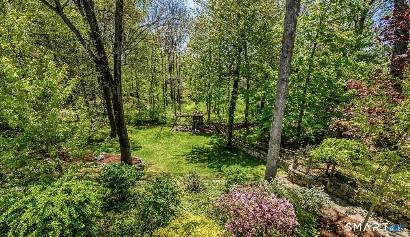 18 Phillips Lane Darien CT 06820