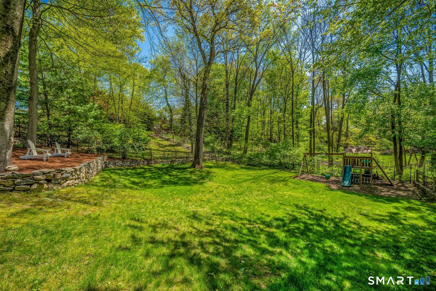 18 Phillips Lane Darien CT 06820