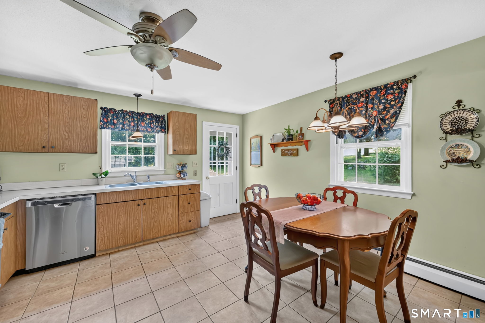 27 Clearview Drive Stafford CT 06076