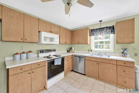 27 Clearview Drive Stafford CT 06076