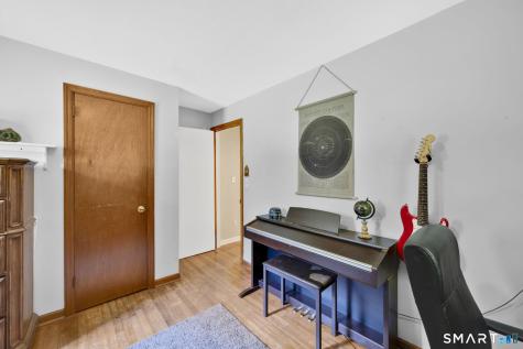 27 Clearview Drive Stafford CT 06076