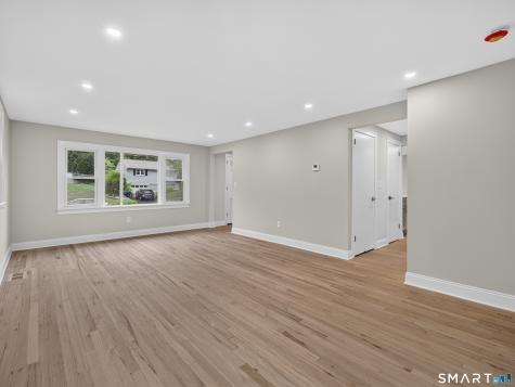 59 Noank Ledyard Road Groton CT 06355