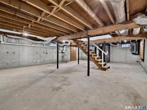 59 Noank Ledyard Road Groton CT 06355