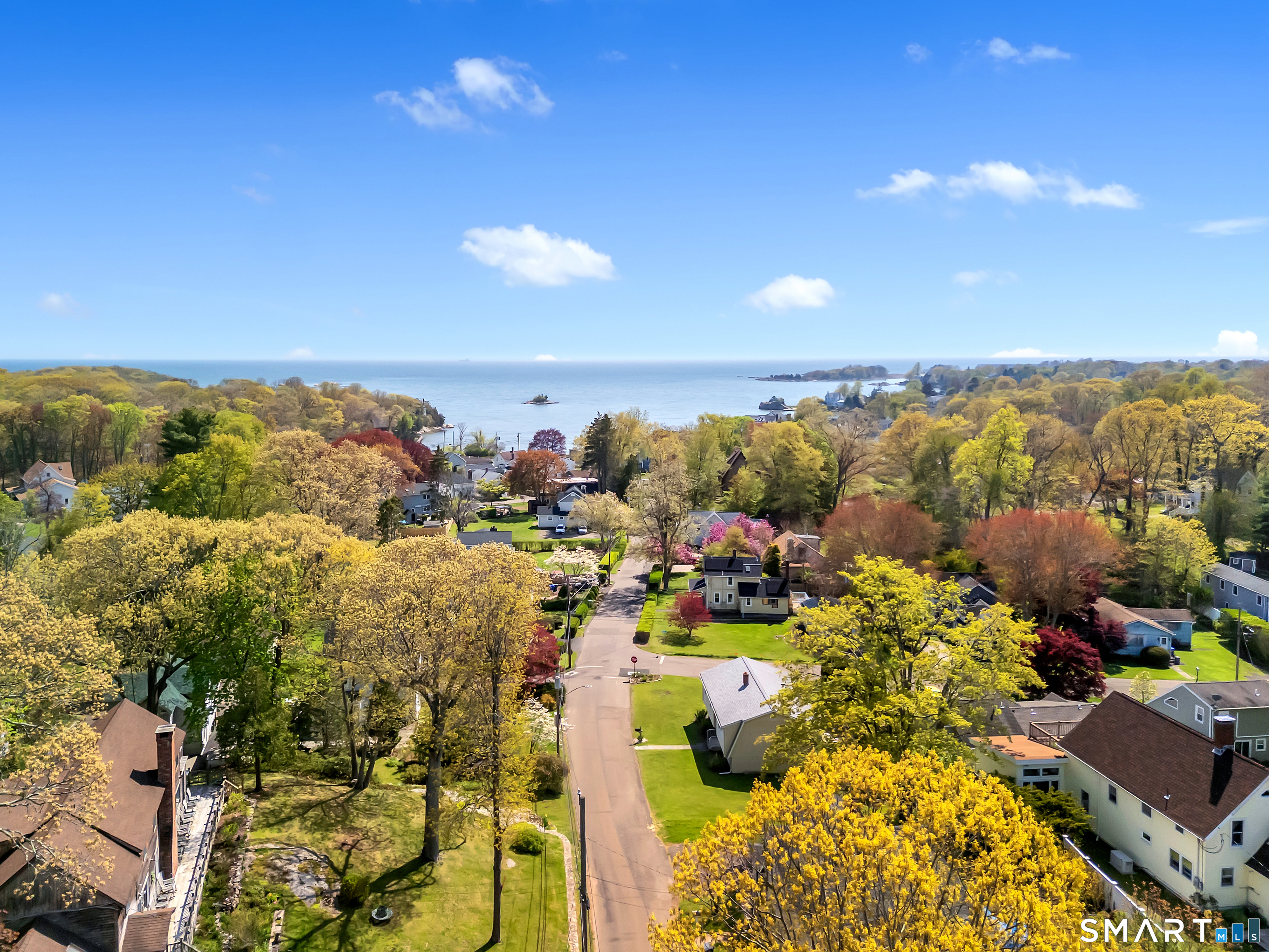 58 Grove St Extension Branford CT 06405