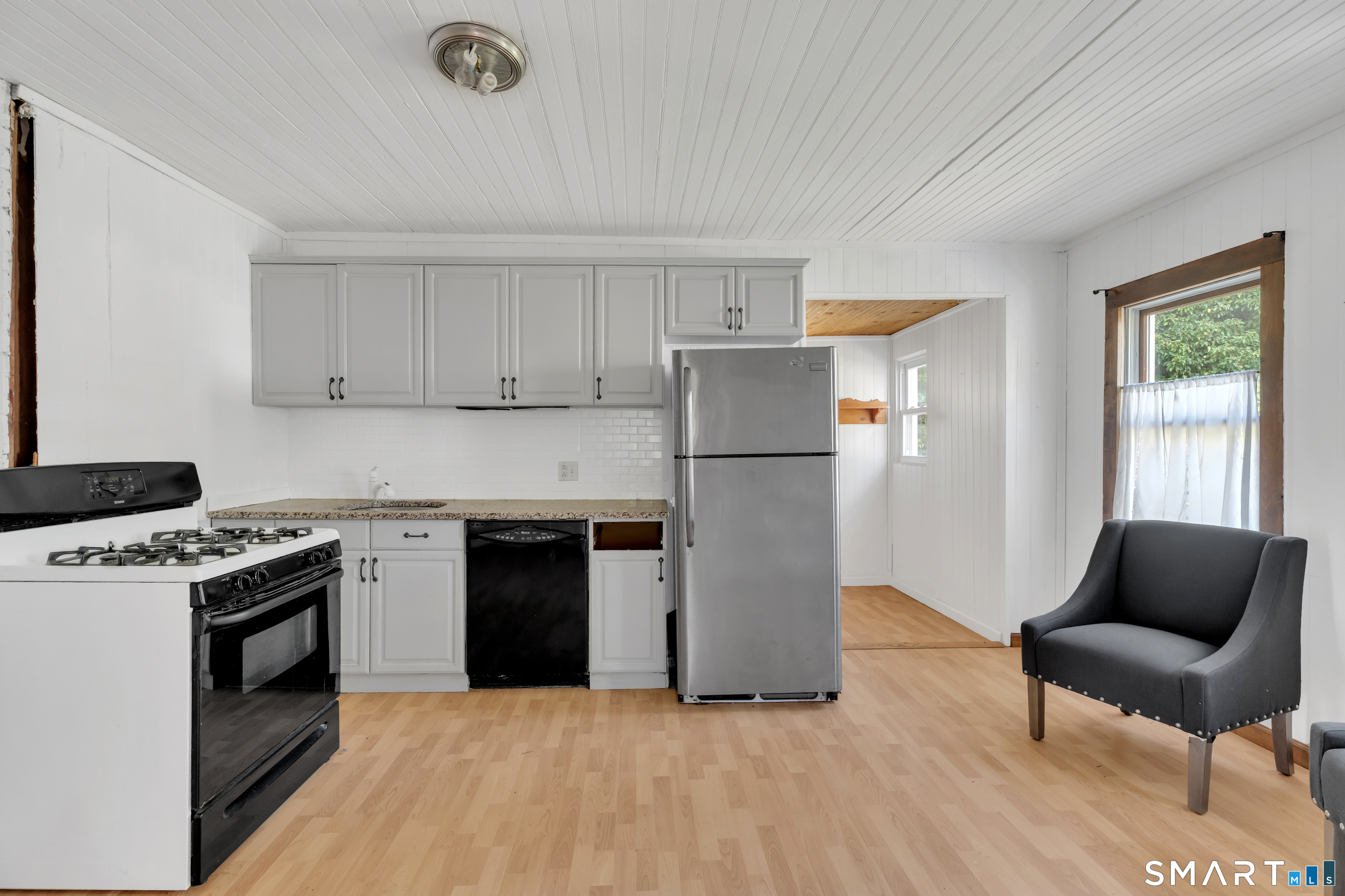 58 Grove St Extension Branford CT 06405
