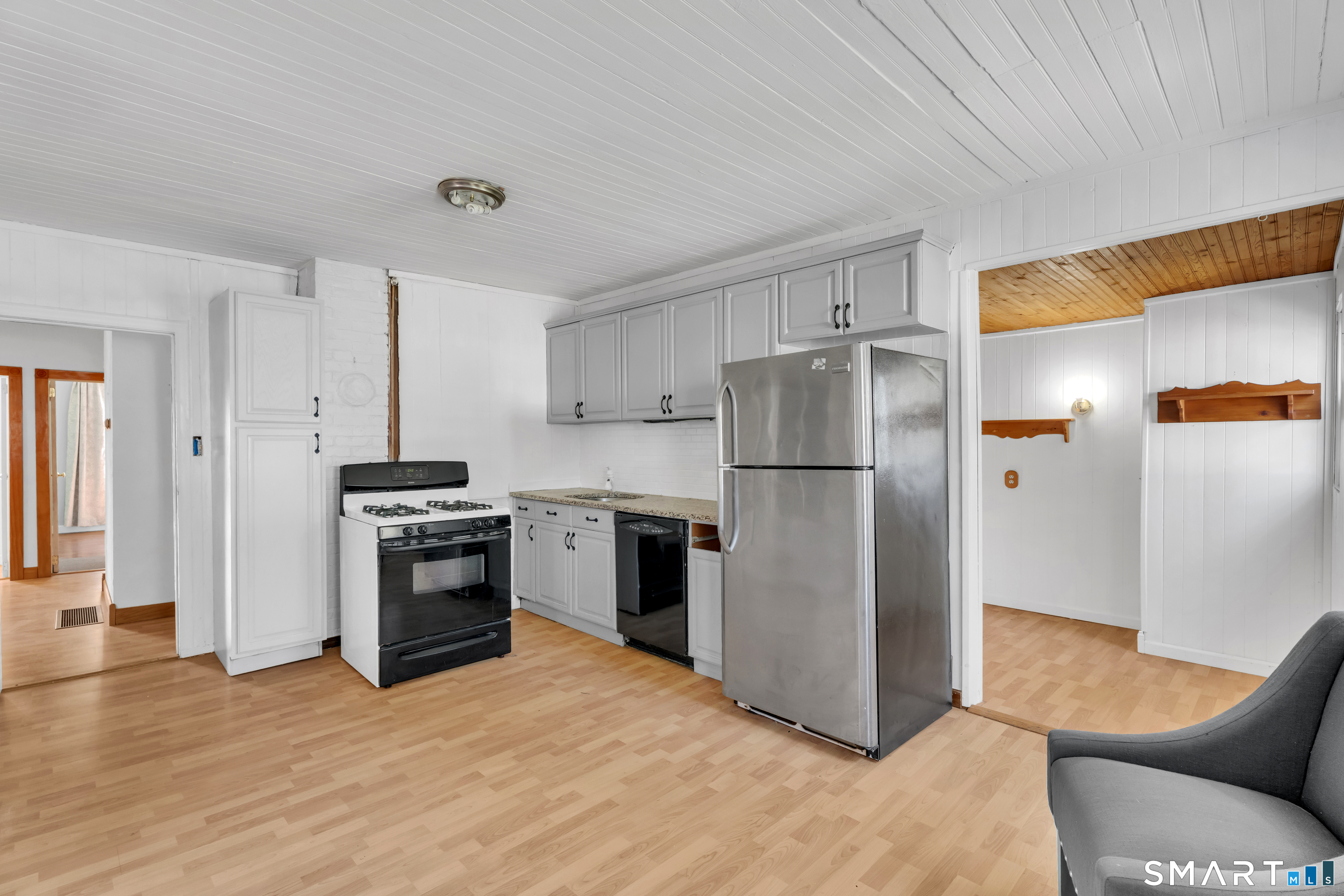 58 Grove St Extension Branford CT 06405