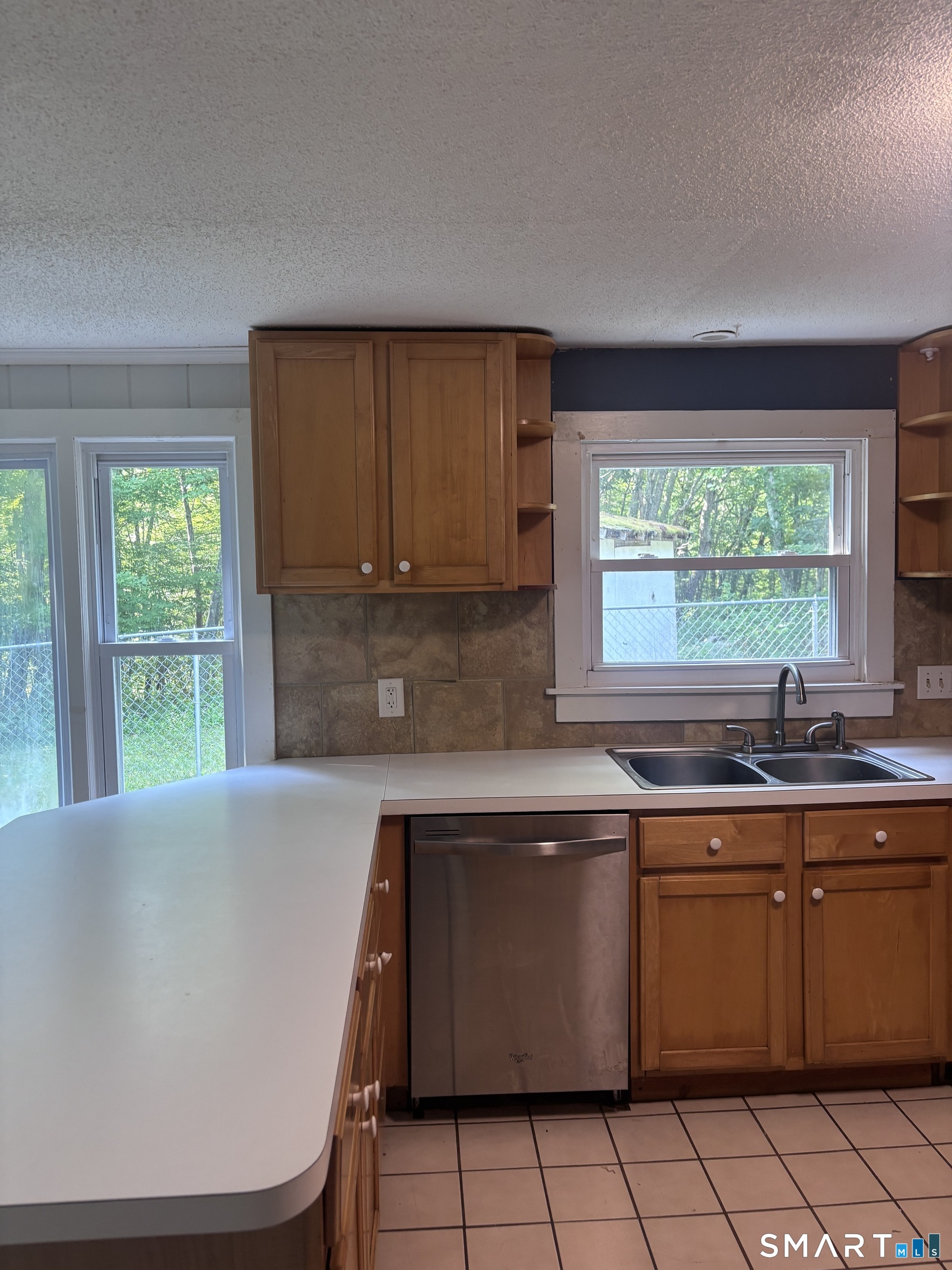 58 Roxbury Road East Lyme CT 06357