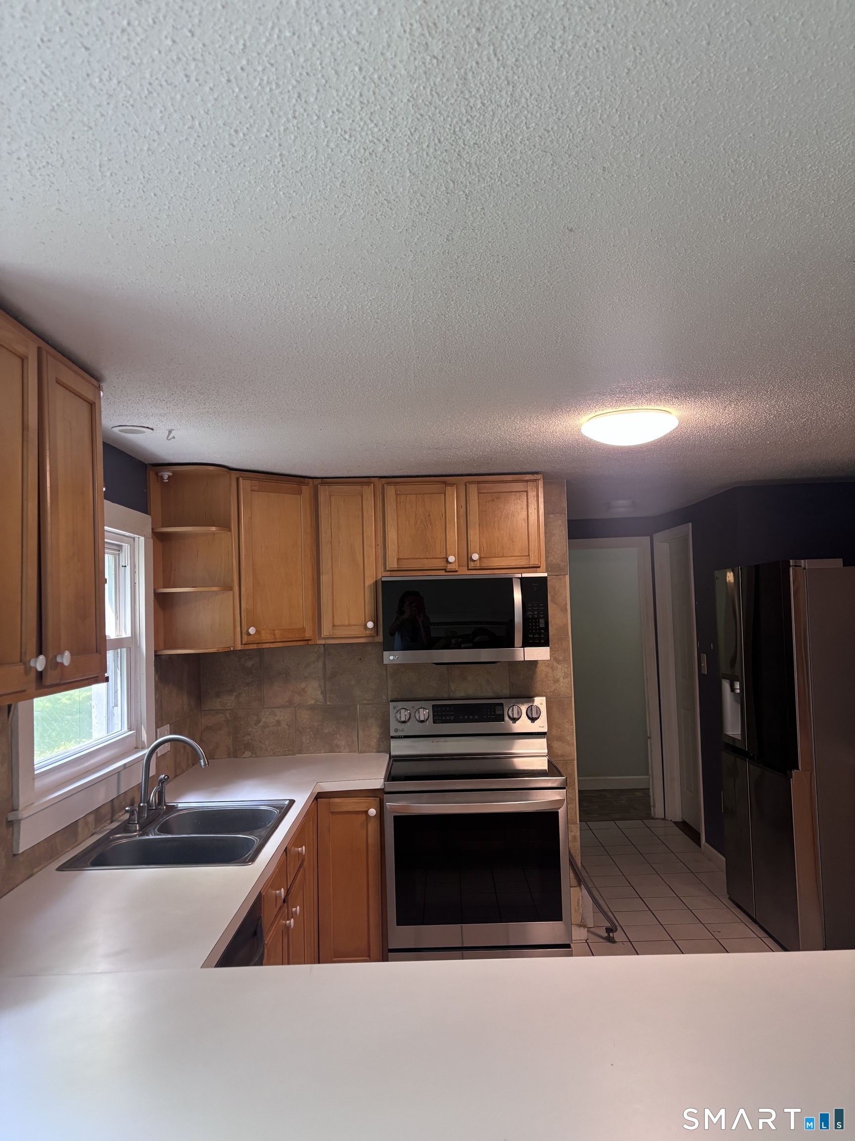 58 Roxbury Road East Lyme CT 06357