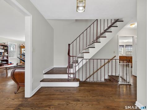 7 Laurel Hill South Drive East Lyme CT 06357
