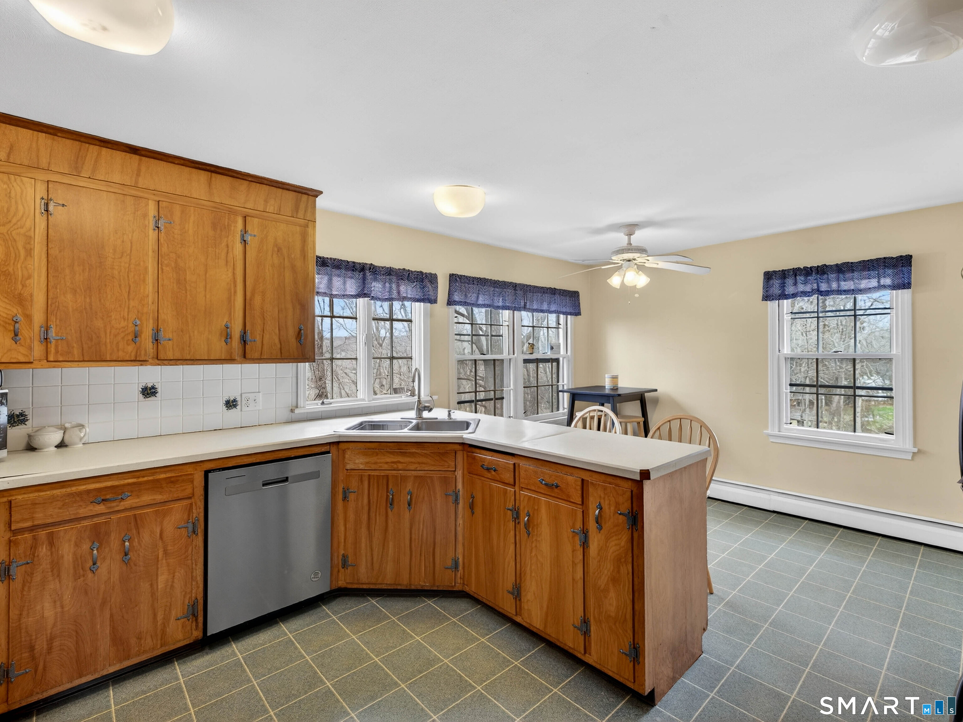 7 Laurel Hill South Drive East Lyme CT 06357