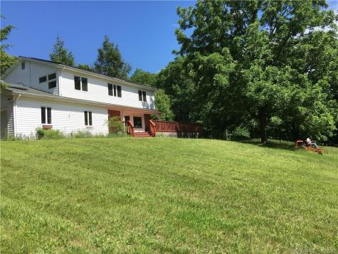 28 Hemlock Road Roxbury CT 06783