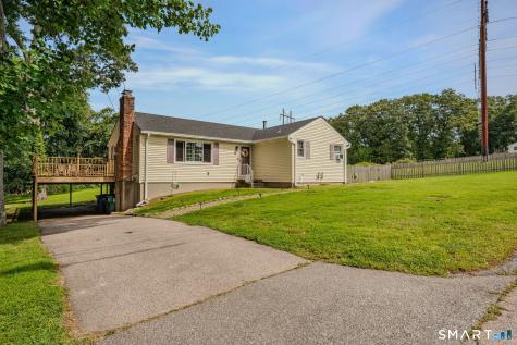 83 Woodland Drive Montville CT 06382