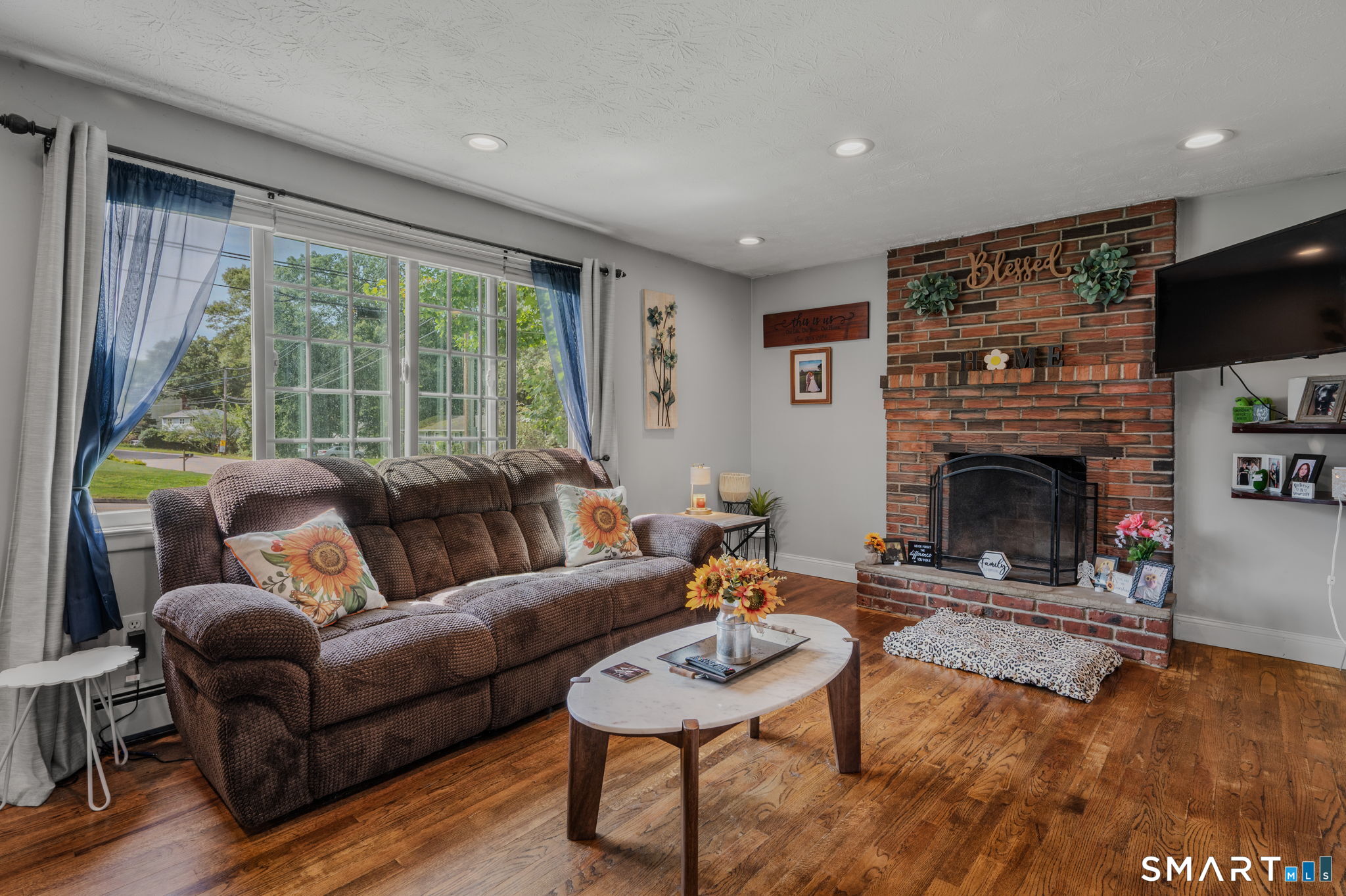 83 Woodland Drive Montville CT 06382