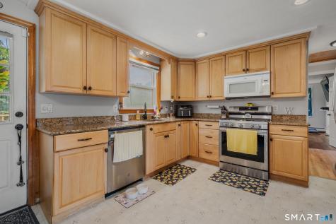 83 Woodland Drive Montville CT 06382