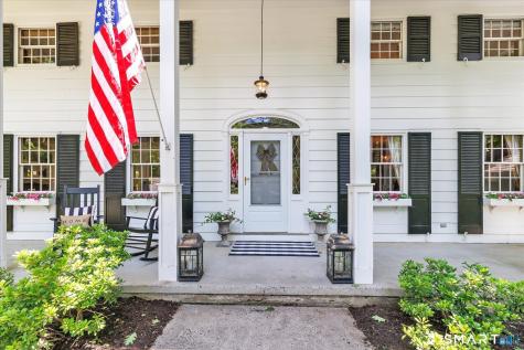 15 Hemlock Hollow Road Woodbridge CT 06525