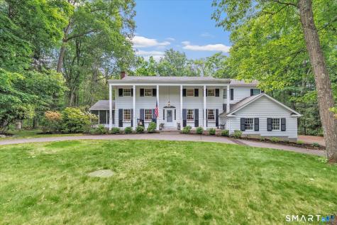 15 Hemlock Hollow Road Woodbridge CT 06525