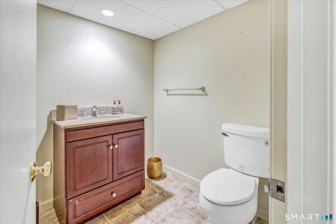15 Hemlock Hollow Road Woodbridge CT 06525