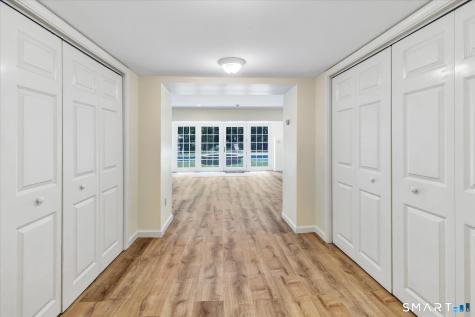 15 Hemlock Hollow Road Woodbridge CT 06525