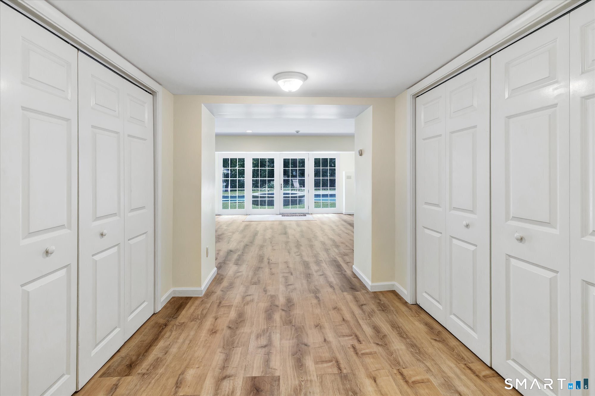 15 Hemlock Hollow Road Woodbridge CT 06525