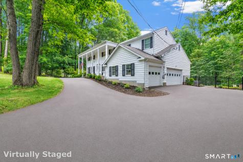 15 Hemlock Hollow Road Woodbridge CT 06525