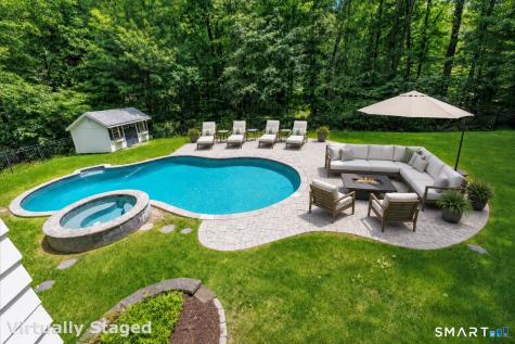 15 Hemlock Hollow Road Woodbridge CT 06525