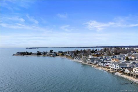 31 Deerfield Avenue Milford CT 06460